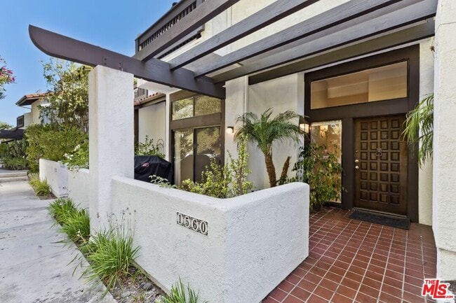 Building Photo - 1560 Michael Ln