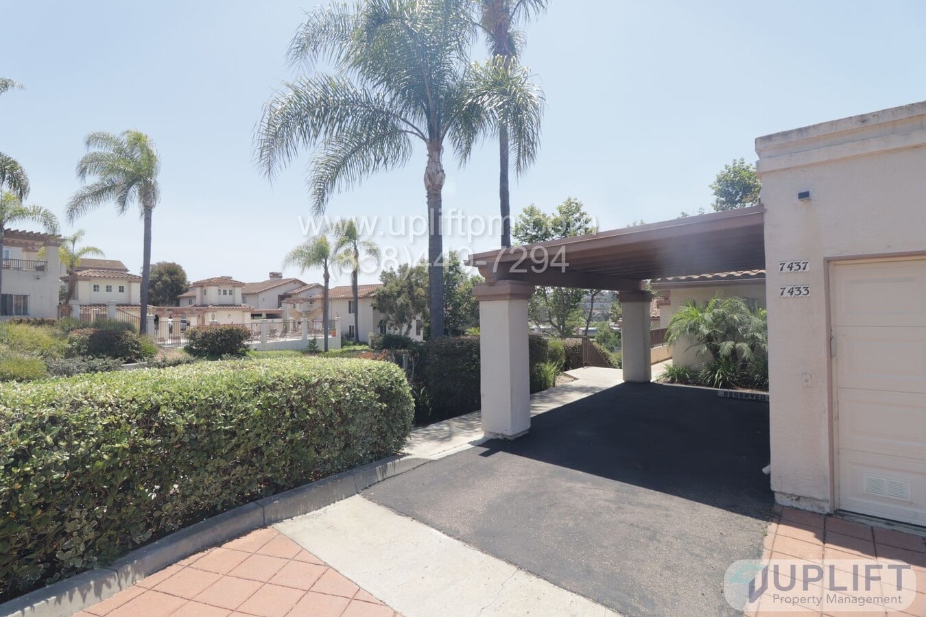 Photo - 1 Bed, 1 Bath Condo Near Shopping and Dini...