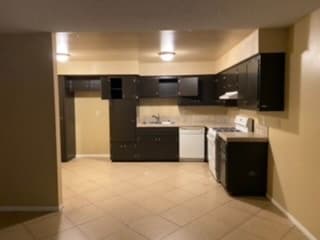 Oxfo - 1028 Oxford Dr