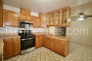 Photo - 10952 Parkdale Ave