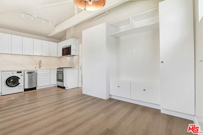 Photo - 1130 Ashland Ave