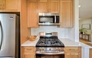 Photo - Stunning corner-unit condo in prime West M...