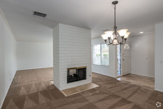 Building Photo - In the heart of Westlake Village this sing... Rental