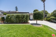 Photo - 12800 Stanwood Dr House