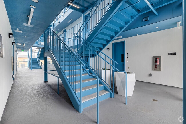 Courtyard - The Louella