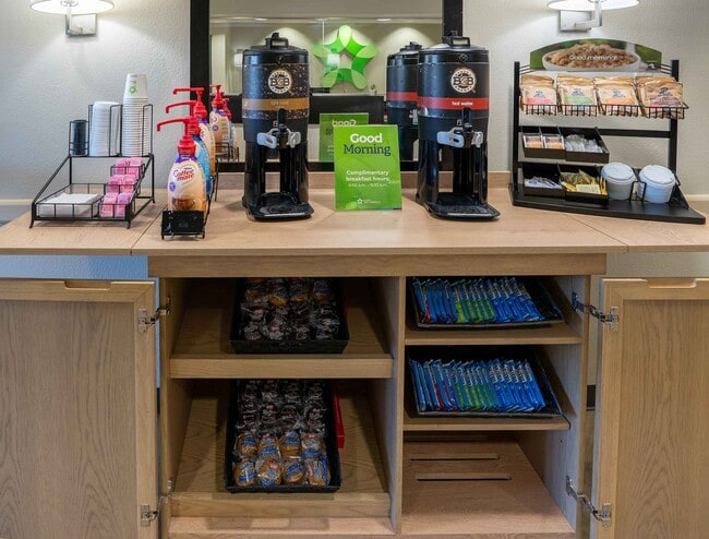 Photo - Furnished Studio-San Diego - Mission Valle...