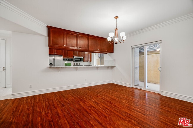 Photo - 2306 Fox Hills Dr Unit 102