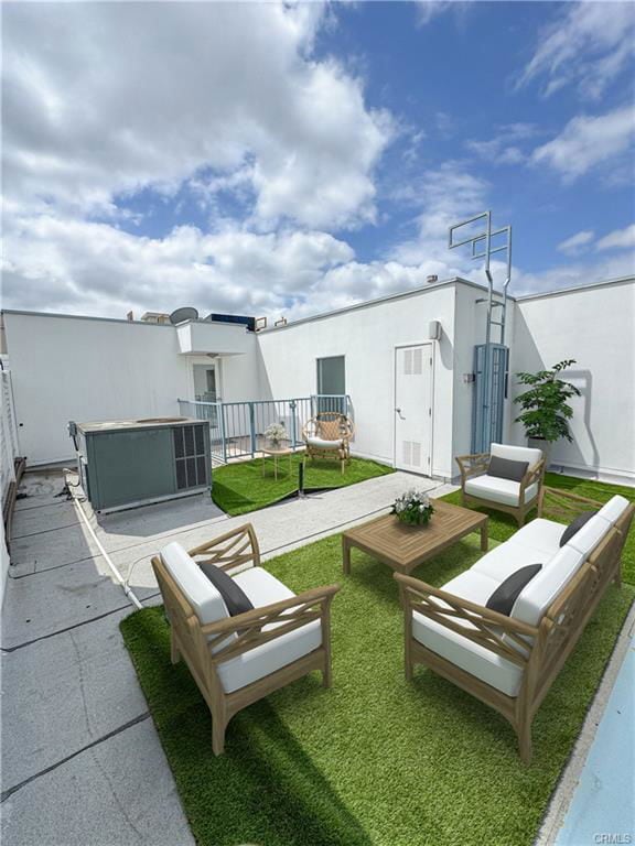 Photo - 108 S Croft Ave Townhome
