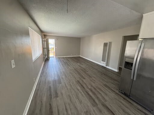 Photo - Hoskins Unit 16865