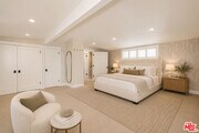 Photo - 2172 Argyle Ave