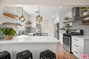 Photo - 1828 W 84th St House