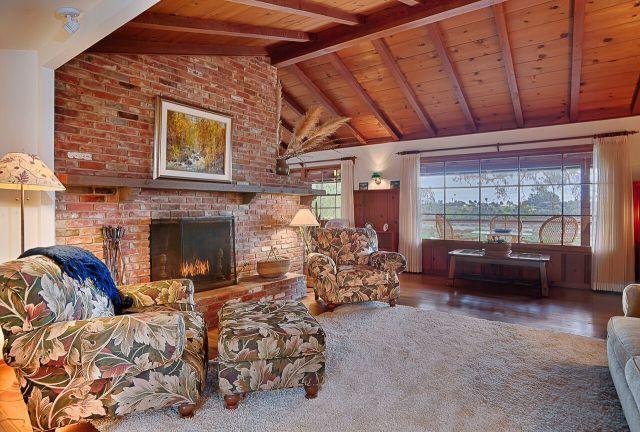 Photo - Beautiful home in Santa Barbara with amazi...