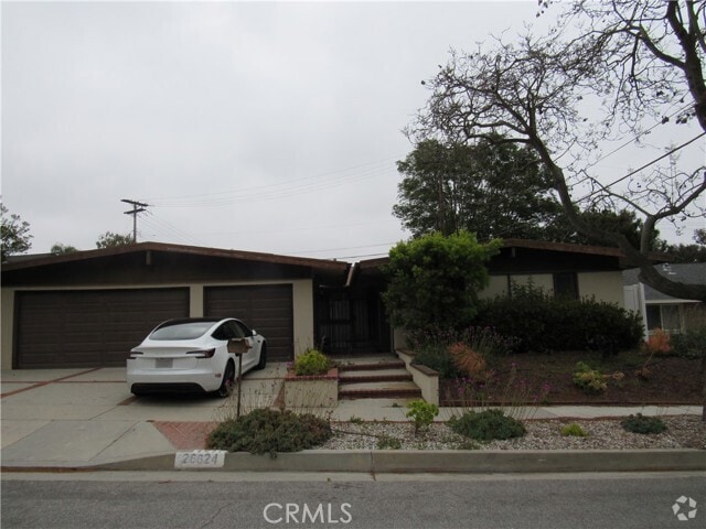 Building Photo - 26624 Shadow Wood Dr Rental