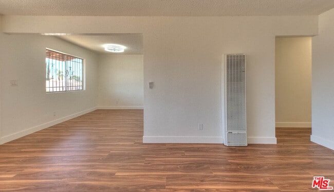 Photo - 8468 S Halldale Ave