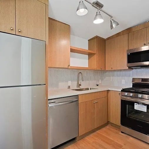 Photo - 236 South Spalding Drive