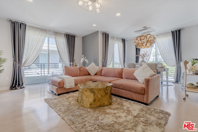 Photo - 11115 Acama St Unit 3