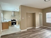 Photo - 324 W Opp St Unit 6