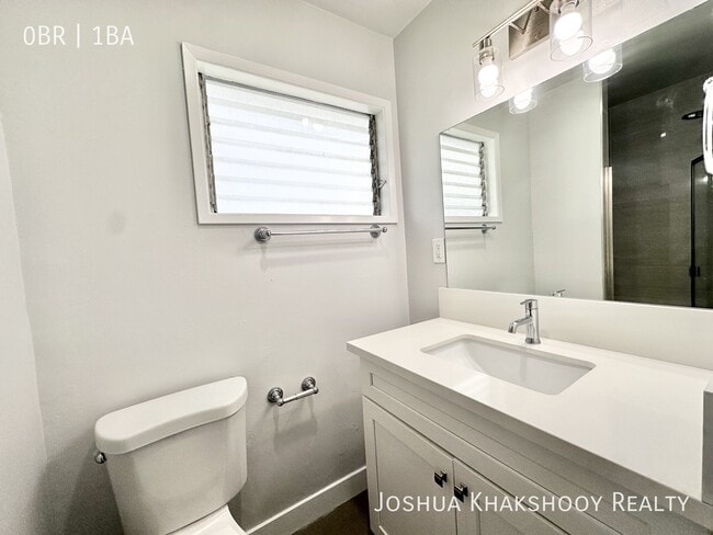 Photo - 752 Hayworth Ave Unit 21