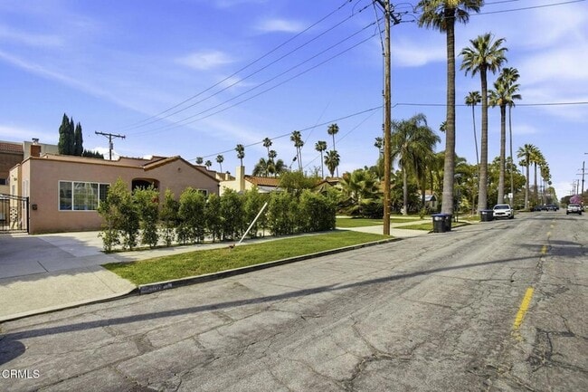 Building Photo - 1606 Glenwood Rd