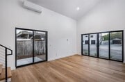 Photo - 250 Hillcrest Dr