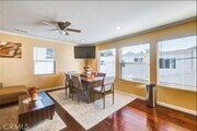 Photo - 523 Fischer St