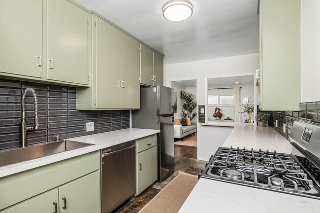 Photo - 2115 Ocean Park Blvd Unit 4