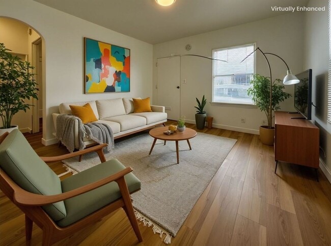Photo - 2651 Cloverdale Ave Unit #2651