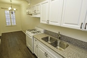 Photo - 140 Roxbury Dr Apartments Unit 6