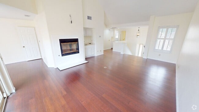 Building Photo - Spacious 3 bedroom | Cays with partial oce... Rental