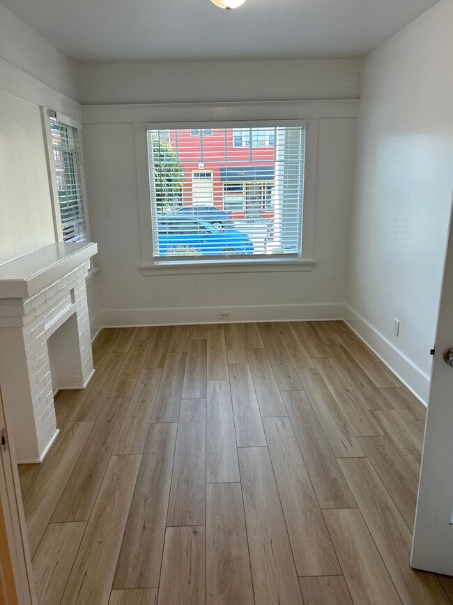 Photo - 1249 E Broadway Unit 1249