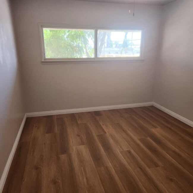 Bedroom - 1414 W 94th Pl Unit half