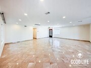 Photo - 5820 Carnegie St