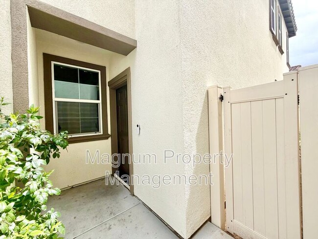 Photo - 25161 Harmony Ave