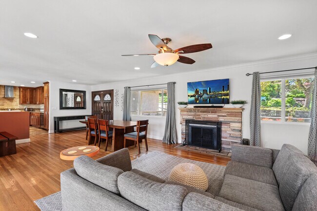 Photo - 4223 Woodland Dr Unit ID1024475P