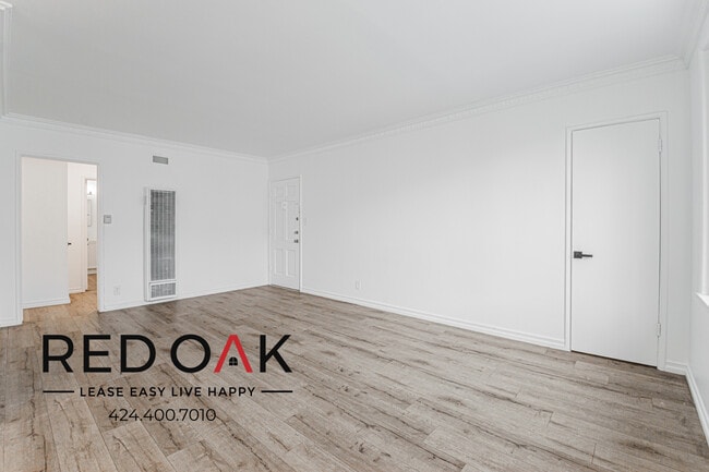 Photo - 820 S Gramercy Pl Unit 11