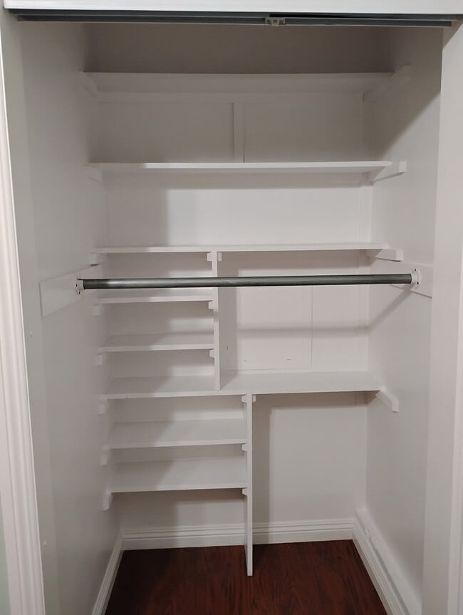 Photo - 16315 Rochlen St