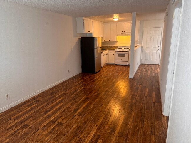 Photo - 4170 Tujunga Ave