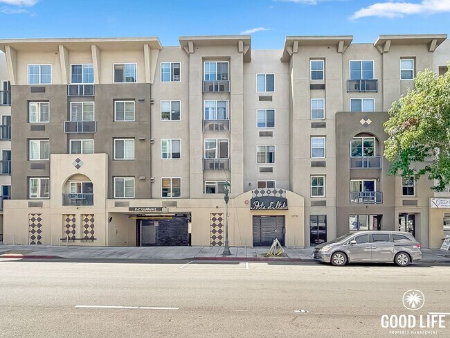Building Photo - Stunning 2BD/2BA Condo in Little Italy W/ ... Unit 307