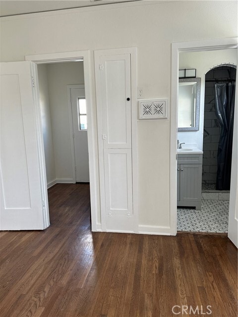 Photo - 1054 N Euclid Ave