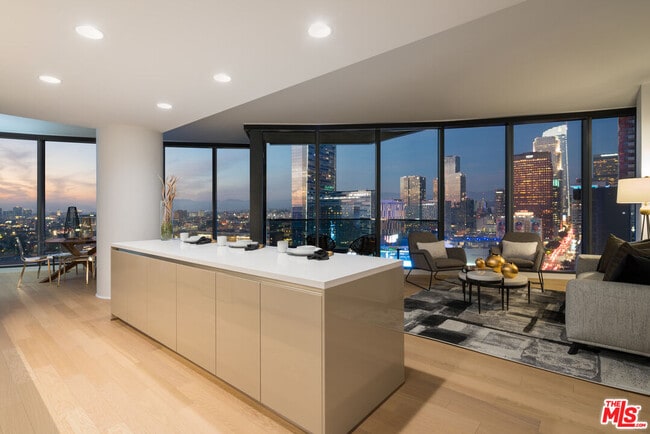 Photo - 1200 S Figueroa St Unit W2410