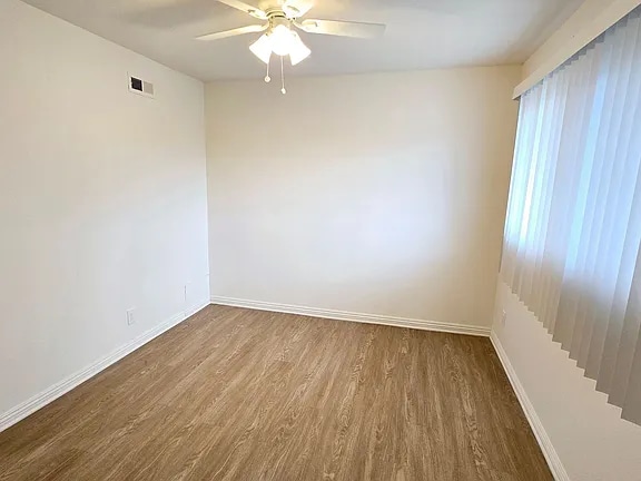 Photo - 2717 S Baker St Unit A