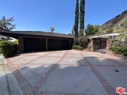 Photo - 1830 Maginn Dr