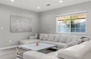 Photo - 13047 Lorne St