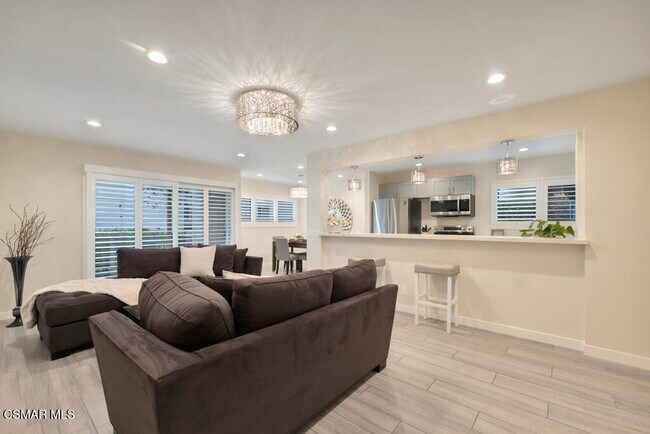 Photo - 4642 Park Granada Park