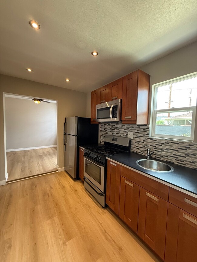 Photo - 815 N Sparks St