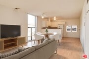 Photo - 950 Edgecliffe Dr Apartment Unit 3