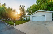 Photo - Beautiful Tarzana Rental!