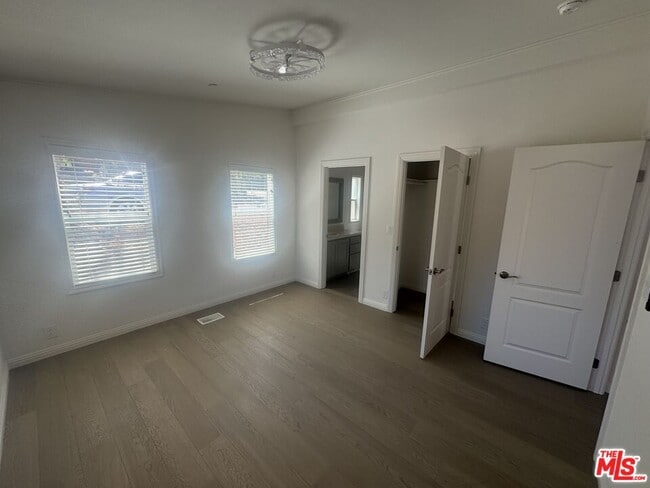 Photo - 1336 La Crescenta Dr