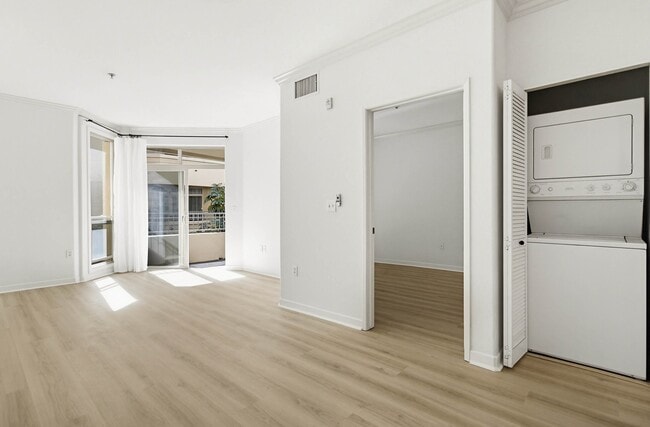 Photo - 1501 Front St Unit 442 PALERMO