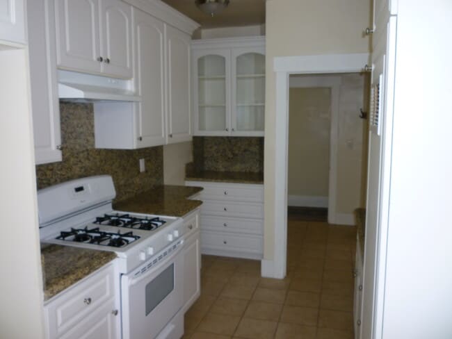 Photo - 261 Parke St Unit #3